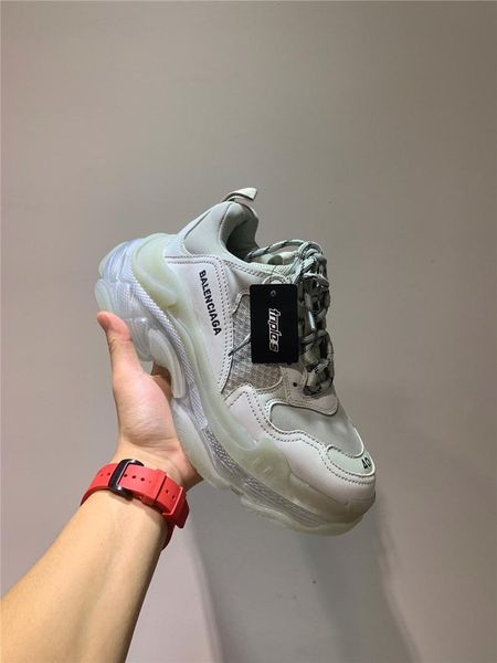 high-end quality new brand couple shoes retro old shoes men and women new casual sports running shoes 00, Black
high-end quality new brand couple shoes retro old shoes men and women new casual sports running shoes 00, Black