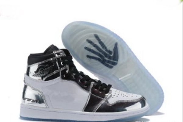 new 1 high og bred toe banned royal blue basketball shoes men 1s 3 shattered backboard shadow kawhi leonard sports sneakers
new 1 high og bred toe banned royal blue basketball shoes men 1s 3 shattered backboard shadow kawhi leonard sports sneakers