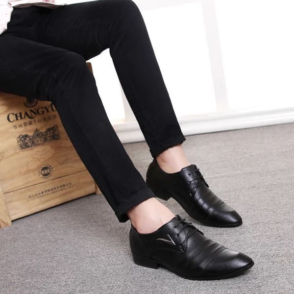 spring and autumn wedding p studio p men's shoes korean version of the trend personality handsome pointed black and white casual wed
spring and autumn wedding p studio p men's shoes korean version of the trend personality handsome pointed black and white casual wed