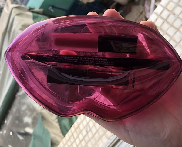 Dhl beauty lip tick big mouth lip glo lip liner et makeup lip tick 5 color 3pc et with retail box
Dhl beauty lip tick big mouth lip glo lip liner et makeup lip tick 5 color 3pc et with retail box