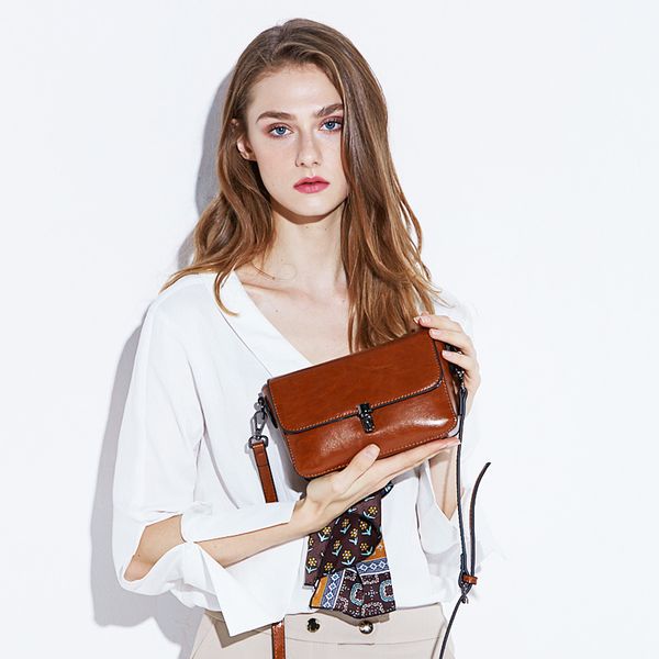 womens luxury designer bag handbags european and american new ladies messenger bag fashion small square bag shoulder handbag 6080
womens luxury designer bag handbags european and american new ladies messenger bag fashion small square bag shoulder handbag 6080
