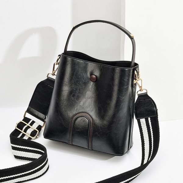 pu bucket bag for women 2020 new style simple return to the ancients ersatile handbag for women
pu bucket bag for women 2020 new style simple return to the ancients ersatile handbag for women