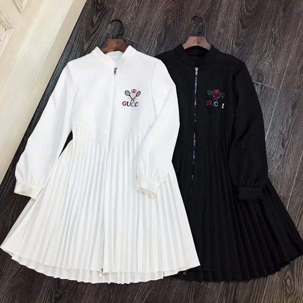 2019 stand collar long sleeve panelled milan runway dress designer dress brand same style dress 070802, Black
2019 stand collar long sleeve panelled milan runway dress designer dress brand same style dress 070802, Black