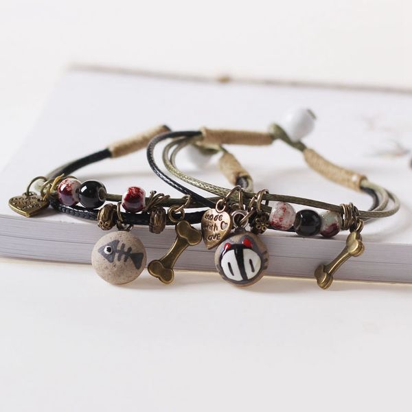 korean fashion simple couple gift men's and women's bracelet a pair of creative hand-made catfish student's friend's bra, Golden;silver
korean fashion simple couple gift men's and women's bracelet a pair of creative hand-made catfish student's friend's bra, Golden;silver