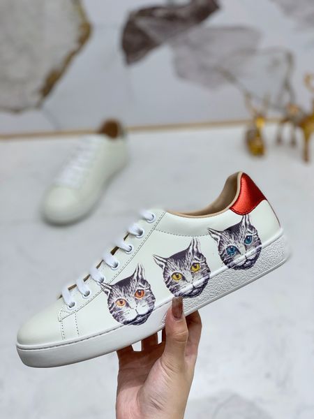 price original designed trainer(for men and women) luxury shoes, brand casual shoes, brand guys shoes,fast delivery, Black
price original designed trainer(for men and women) luxury shoes, brand casual shoes, brand guys shoes,fast delivery, Black