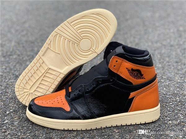 2019 released authentic air 1 shattered backboard 3.0 555088-028 black orange basketball shoes for man sports sneakers with original box
2019 released authentic air 1 shattered backboard 3.0 555088-028 black orange basketball shoes for man sports sneakers with original box
