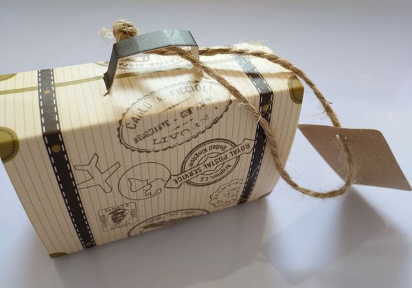 travel box design candy boxes 8x5x2.5cm party favor gifts boxes baby party candy gifts boxers 50pcs/lot
travel box design candy boxes 8x5x2.5cm party favor gifts boxes baby party candy gifts boxers 50pcs/lot