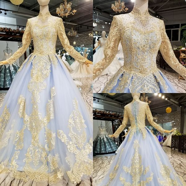 sky blue a-line long muslim evening dresses 2019 african gold lace appliqued long sleeves high neck beads sweep train prom party gowns, Black;red
sky blue a-line long muslim evening dresses 2019 african gold lace appliqued long sleeves high neck beads sweep train prom party gowns, Black;red