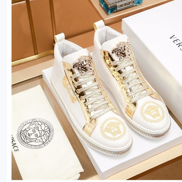2019qz new men s casual sports shoes high-belt luxury men s travel sports lace original box packaging fast delivery
2019qz new men s casual sports shoes high-belt luxury men s travel sports lace original box packaging fast delivery