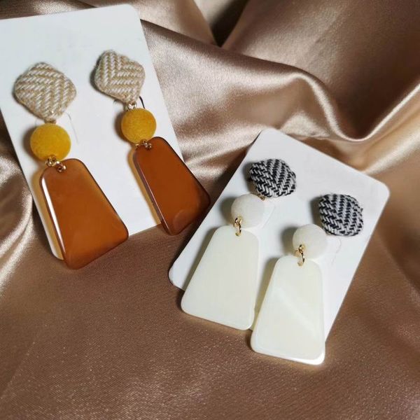 korean vintage resin geometric drop dangle earrings women 2019 new fashion jewelry statement earrings wholesale brown beige, Silver
korean vintage resin geometric drop dangle earrings women 2019 new fashion jewelry statement earrings wholesale brown beige, Silver