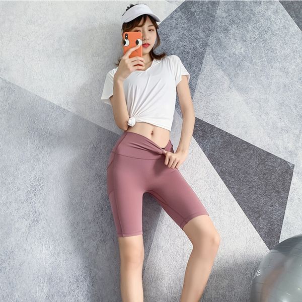 summer women sports shorts high waist seamless thin quick-dry yoga leggings girl running jogger gym fitness leggings 2020 new, White;red
summer women sports shorts high waist seamless thin quick-dry yoga leggings girl running jogger gym fitness leggings 2020 new, White;red