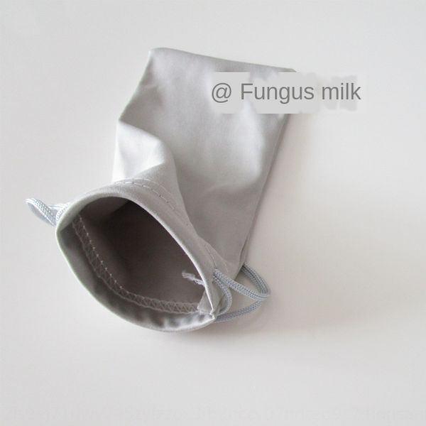 gray needle bag superfine fiber bag dual-use cloth glasses glasses cloth price is not high performance is very good super practical
gray needle bag superfine fiber bag dual-use cloth glasses glasses cloth price is not high performance is very good super practical