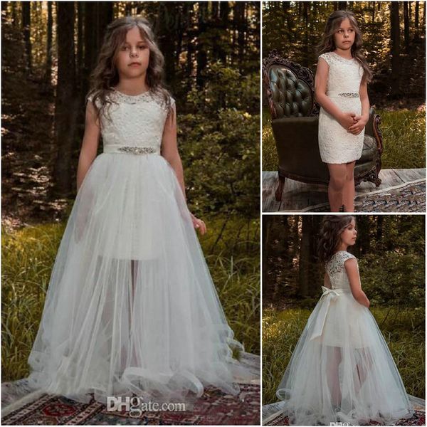 2019 latest white lace designer kids dresses with detachable skirt jewel neck buttons back beaded bow belt cap sleeves girls party gowns, White;blue
2019 latest white lace designer kids dresses with detachable skirt jewel neck buttons back beaded bow belt cap sleeves girls party gowns, White;blue