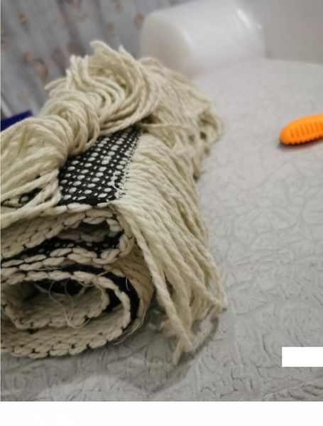 scarf for women brand design long womans shawl high qualtiy wool cashmere scarves for woman without box t02, Blue;gray
scarf for women brand design long womans shawl high qualtiy wool cashmere scarves for woman without box t02, Blue;gray