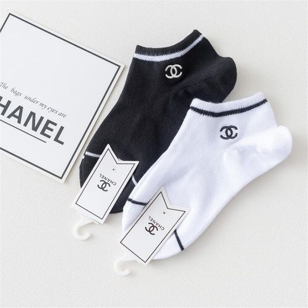 Tide letter embroidery girl ock lipper hip hop per onality de ign female kateboard ock outdoor breathable brand lady cotton ho iery, Black
Tide letter embroidery girl ock lipper hip hop per onality de ign female kateboard ock outdoor breathable brand lady cotton ho iery, Black