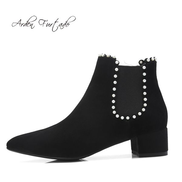 fashion office lady black women's shoes in 2019 pointed toe chunky heels concise women's boots short boots mature office lady
fashion office lady black women's shoes in 2019 pointed toe chunky heels concise women's boots short boots mature office lady