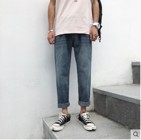 the blue han edition leisure nine minutes of pants jeans men loose fashion popular logo straight jeans
the blue han edition leisure nine minutes of pants jeans men loose fashion popular logo straight jeans