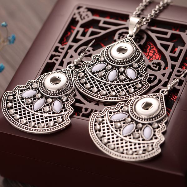 snap jewelry set settings crystal 12mm 18mm snap necklace & 12mm earrings for women button earrings pendant necklace, Silver
snap jewelry set settings crystal 12mm 18mm snap necklace & 12mm earrings for women button earrings pendant necklace, Silver