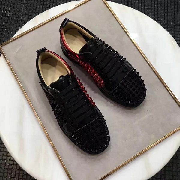 black-red,white-gold leather sneakers shoes women,men spikes walking flats,luxury red bottom shoes perfect wedding gift
black-red,white-gold leather sneakers shoes women,men spikes walking flats,luxury red bottom shoes perfect wedding gift