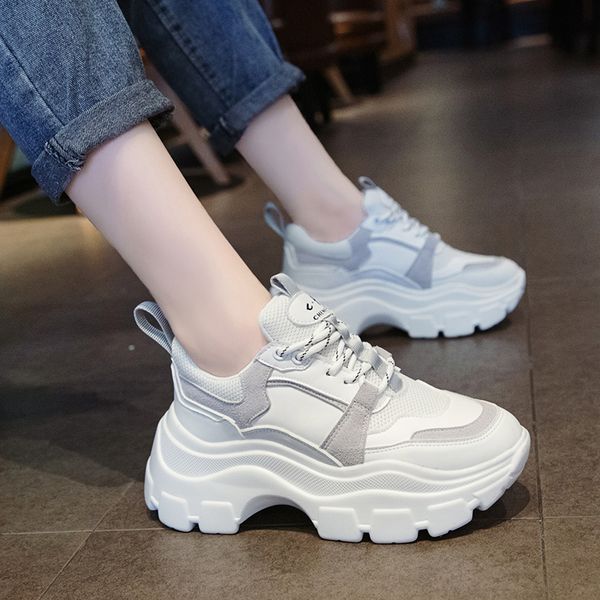 2020 winter platform sneakers women spring 8cm thick bottom dad shoes height increased running shoes breathing warm leisure shoe
2020 winter platform sneakers women spring 8cm thick bottom dad shoes height increased running shoes breathing warm leisure shoe