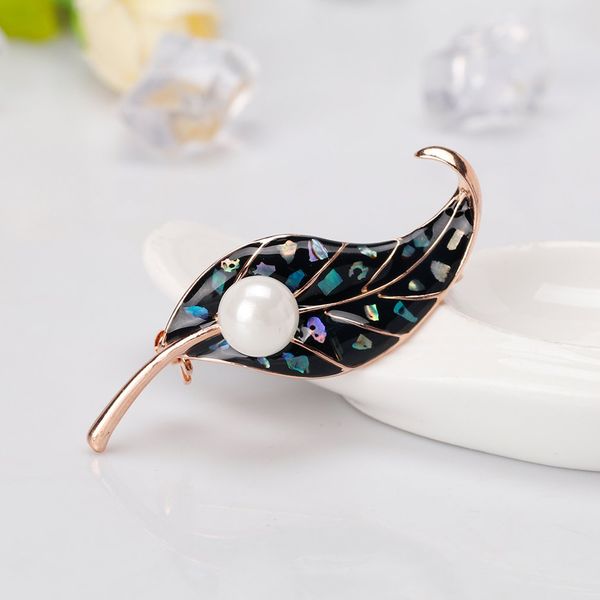 pearl stud brooch fashion retro matte rose gold silver leaf brooch for women bridal brooches scarf party gifts al238, Gray
pearl stud brooch fashion retro matte rose gold silver leaf brooch for women bridal brooches scarf party gifts al238, Gray
