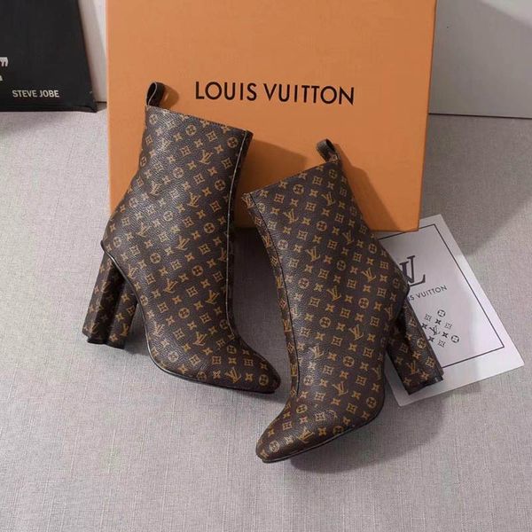 2019 new women silhouette luxury ankle boots brown leather high heels designer boot 20ss lady fashion dress boots with box, Black
2019 new women silhouette luxury ankle boots brown leather high heels designer boot 20ss lady fashion dress boots with box, Black