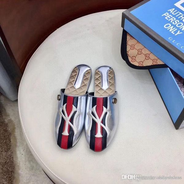 2020 fash luxury mens sandals genuine leather half slipper superstar jelly sandals classic embroidery flat beach shoes half slipper, Black
2020 fash luxury mens sandals genuine leather half slipper superstar jelly sandals classic embroidery flat beach shoes half slipper, Black