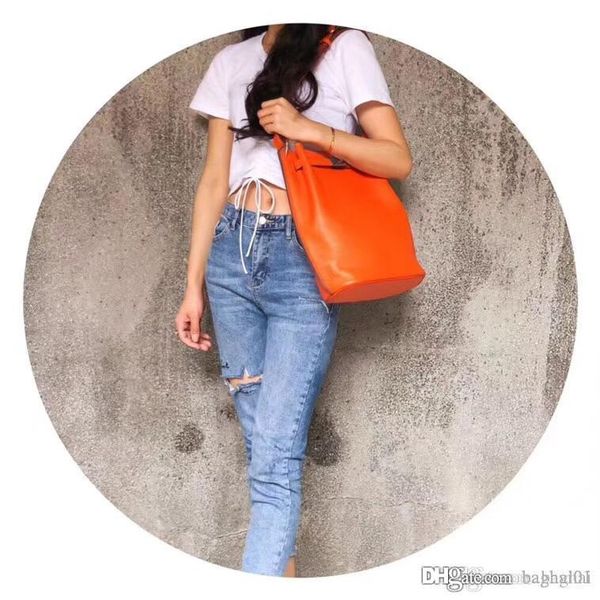 5sewn 28cm bucket beeswa a basket of vegetables 2018 brand fashion luxury designer bag famous women handbags shoulder bags crossbody waist
5sewn 28cm bucket beeswa a basket of vegetables 2018 brand fashion luxury designer bag famous women handbags shoulder bags crossbody waist