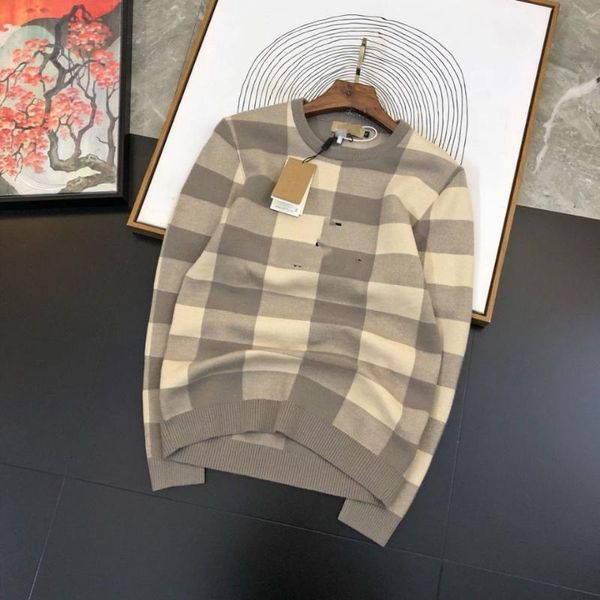 2020 new british brand letter cashmere sweater youth plaid embroidered round neck sweater, White;black
2020 new british brand letter cashmere sweater youth plaid embroidered round neck sweater, White;black