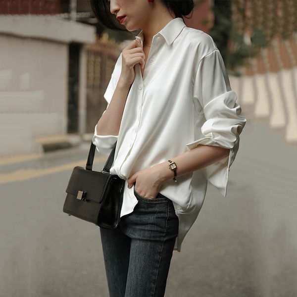2019 autumn new satin shirt female solid color chic port temperament satin loose cardigan simulation silk shirt, White
2019 autumn new satin shirt female solid color chic port temperament satin loose cardigan simulation silk shirt, White
