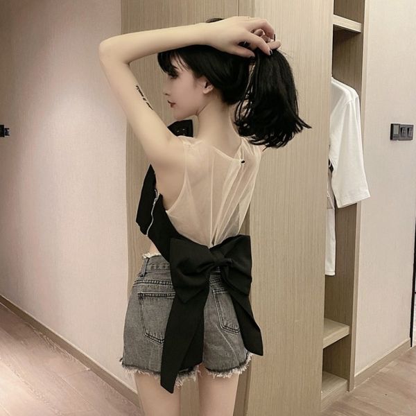 2020 new korean-style mesh stitching large bow camisole womens sleeveless all-match short top, Black;white
2020 new korean-style mesh stitching large bow camisole womens sleeveless all-match short top, Black;white