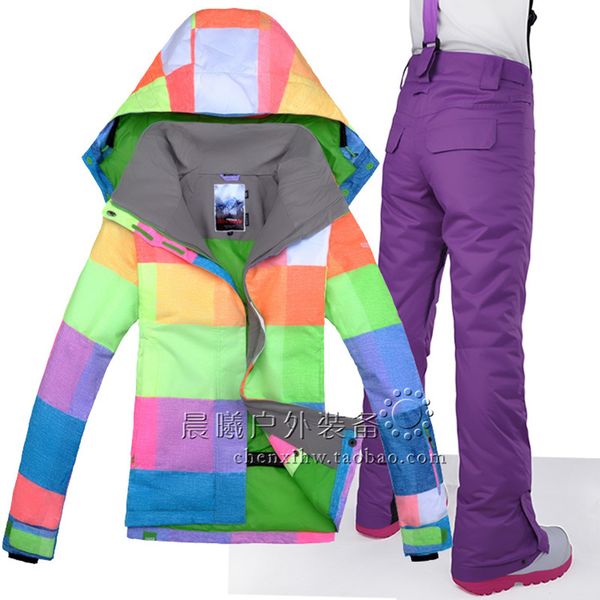 2017 new gsou snow women's ski suit snowbaord coat and trousers outdoor waterproof ski jacket + pant winter thermal clothes
2017 new gsou snow women's ski suit snowbaord coat and trousers outdoor waterproof ski jacket + pant winter thermal clothes