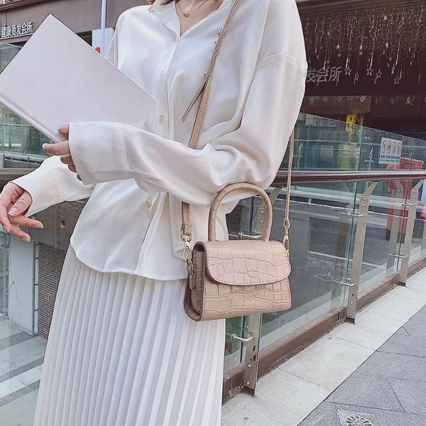 women leather handbags solid pu stone pattern shoulder mini chain woman messenger purses and handbags small female purse
women leather handbags solid pu stone pattern shoulder mini chain woman messenger purses and handbags small female purse