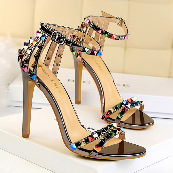 with box fashion women designer sandals colorful rivets ankle strappy designer heels gold silver red white nude plus size 34 to 40, Black
with box fashion women designer sandals colorful rivets ankle strappy designer heels gold silver red white nude plus size 34 to 40, Black