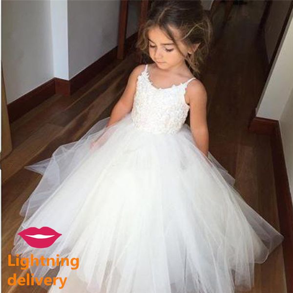 new first communion dresses for girls champagne o-neck sleeveless ball gown lace appliques flower girl dresses for weddings, Red;yellow
new first communion dresses for girls champagne o-neck sleeveless ball gown lace appliques flower girl dresses for weddings, Red;yellow