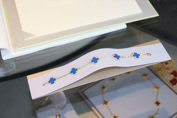 women bracelets flower bracelet 2020 new design bracelet wristband factory direct sales1, Silver
women bracelets flower bracelet 2020 new design bracelet wristband factory direct sales1, Silver