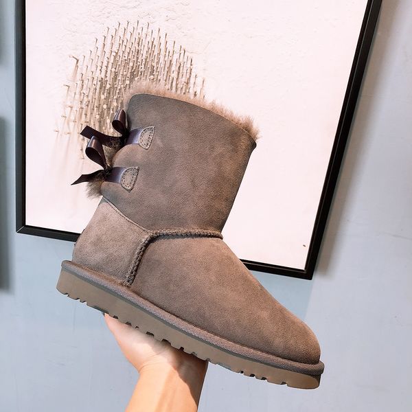 high-end womens martin boots ankle shoes genuine leather boots cow muscle sole lace-up heel classic black boot for ladies size 35-40
high-end womens martin boots ankle shoes genuine leather boots cow muscle sole lace-up heel classic black boot for ladies size 35-40