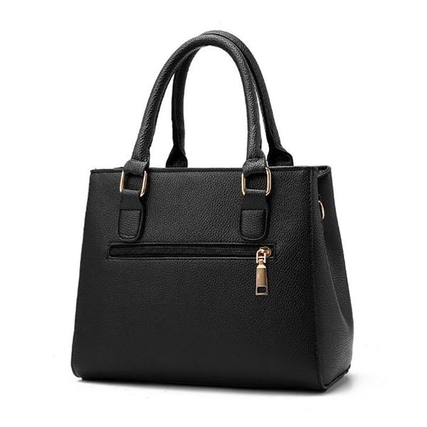 women designer handbags crossbody messenger bag tote bags good quality leather 2019 famous fashion ladies purses shopping bags
women designer handbags crossbody messenger bag tote bags good quality leather 2019 famous fashion ladies purses shopping bags