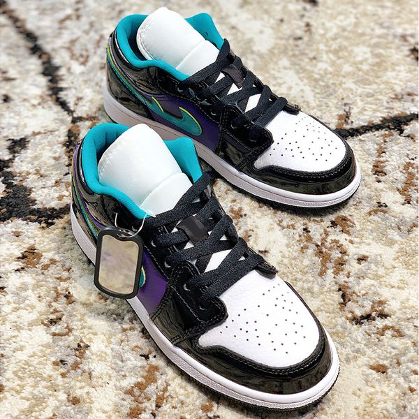 2019 branded sport shoes leisure man comfortable choice easily vitality basketball comfortable trade delicate couples shoes size 36-44, Black
2019 branded sport shoes leisure man comfortable choice easily vitality basketball comfortable trade delicate couples shoes size 36-44, Black