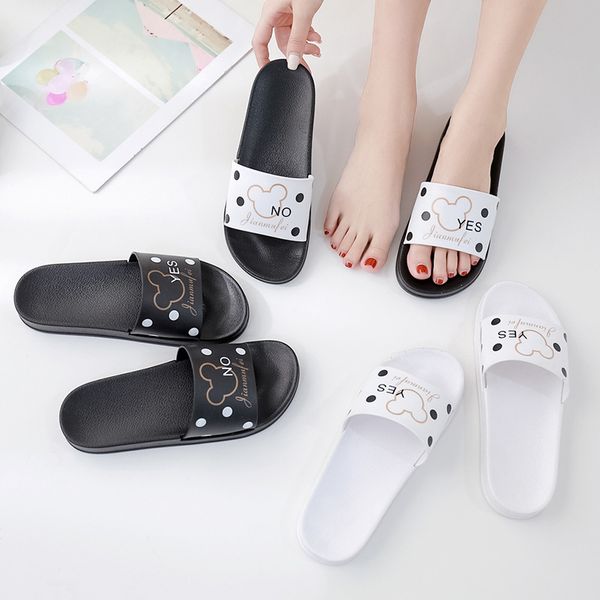 2020 new home slippers ladies cartoon mouse korean style non-slip indoor thick bottom bathroom cute ladies slippers home, Black
2020 new home slippers ladies cartoon mouse korean style non-slip indoor thick bottom bathroom cute ladies slippers home, Black