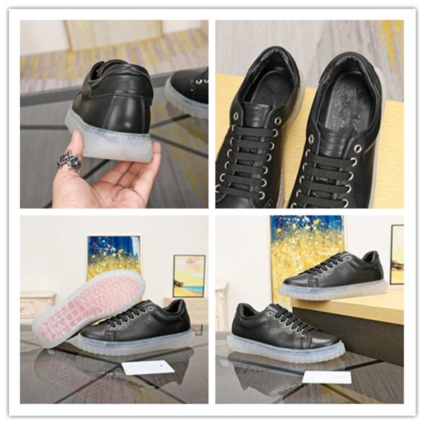 the new men's casual shoes are designed with simple sets of feet, super wild rubber bottom, non-slip and wear-resistant, Black
the new men's casual shoes are designed with simple sets of feet, super wild rubber bottom, non-slip and wear-resistant, Black