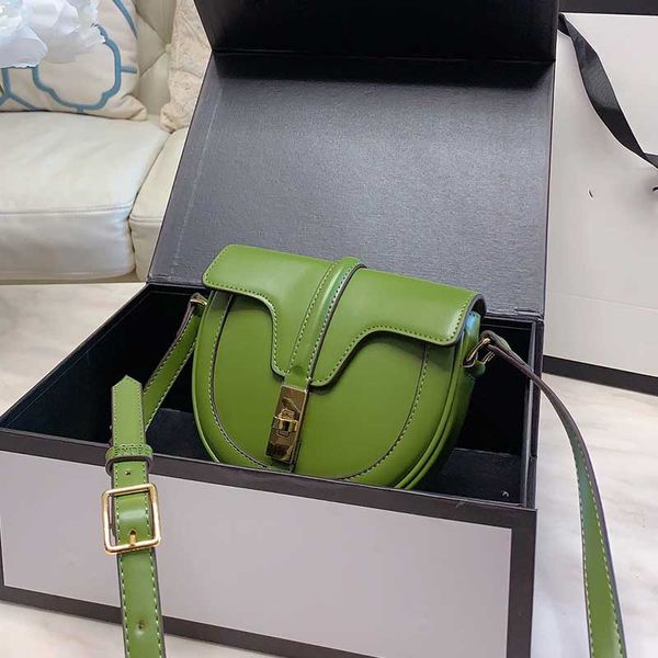 ladies saddle bag women oblique shoulder bag crossbody handbag womens wallets fashion samll bag multicolor purse
ladies saddle bag women oblique shoulder bag crossbody handbag womens wallets fashion samll bag multicolor purse
