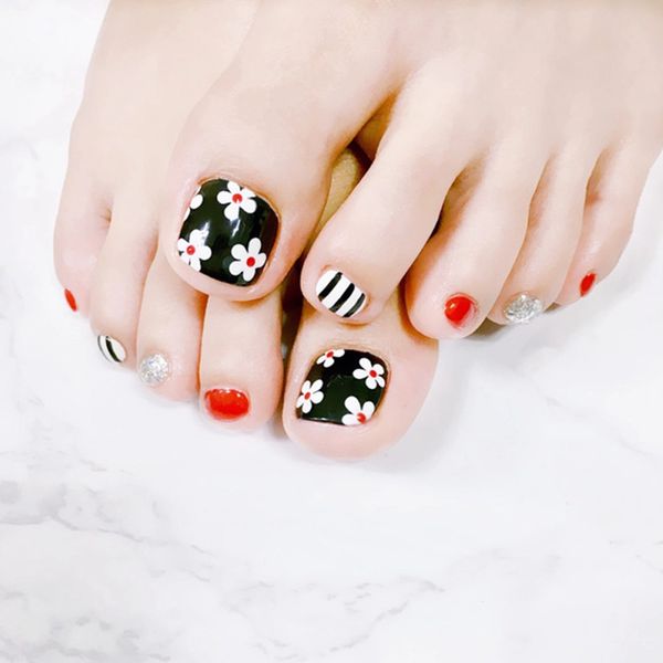 24 pcs glitter silver fake toe nails shiny red flase nail for toe artificial toenail for lady foot nail art tips 43-2#, Red;gold
24 pcs glitter silver fake toe nails shiny red flase nail for toe artificial toenail for lady foot nail art tips 43-2#, Red;gold