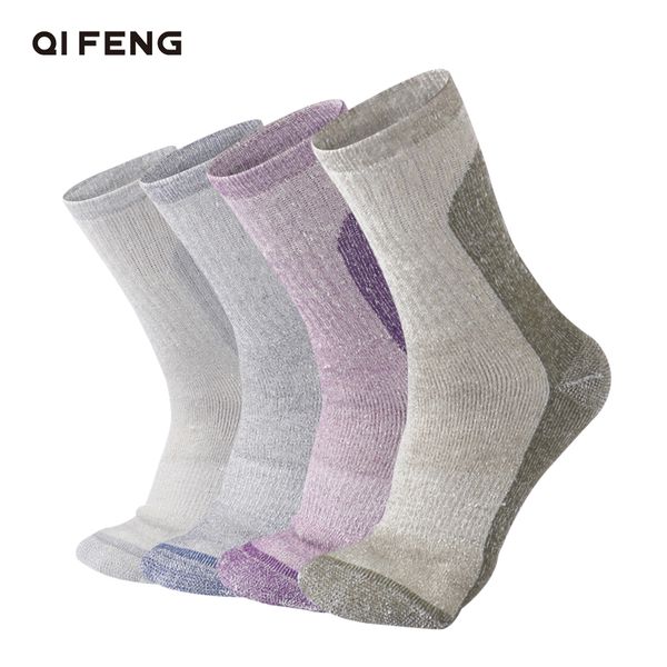 wool socks outdoor climbing socks for men and women autumn and winter thick section ski hiking thick section winter, Black 
wool socks outdoor climbing socks for men and women autumn and winter thick section ski hiking thick section winter, Black