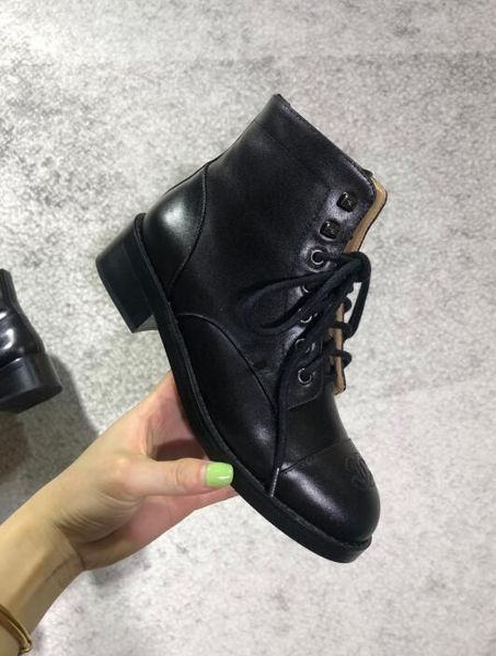 white women's leather shoes men's and women's casual shoes black gold red fashion comfortable flat shoes size 35-46 0108
white women's leather shoes men's and women's casual shoes black gold red fashion comfortable flat shoes size 35-46 0108
