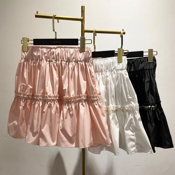 2020 summer new rhinestone pearl heavy industry shiny colorful pleated skirt women 0502, Black
2020 summer new rhinestone pearl heavy industry shiny colorful pleated skirt women 0502, Black