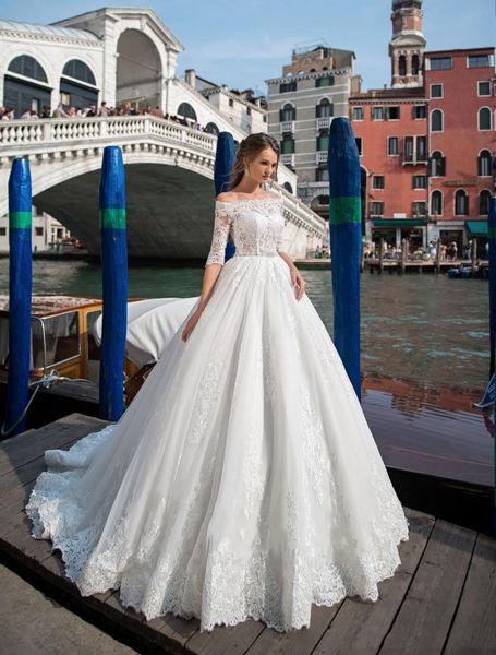 pentelei 2019 plus size wedding dresses charming bateau neck lace applique with sleeve beach bridal gowns bohemia princess wedding dress, White
pentelei 2019 plus size wedding dresses charming bateau neck lace applique with sleeve beach bridal gowns bohemia princess wedding dress, White