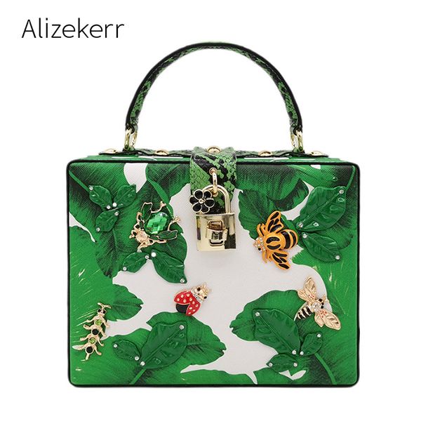 flower printing box evening bag women embroidery crystal diamond tote handbag ladies metal dinner shoulder bag
flower printing box evening bag women embroidery crystal diamond tote handbag ladies metal dinner shoulder bag
