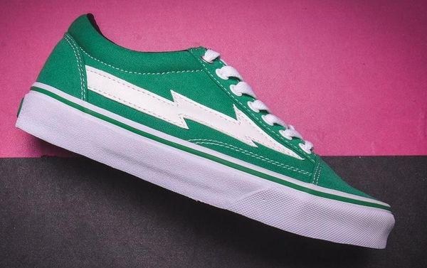 2018 fashion designer Women Men Revenge X Storm Old Skool Trainers Shoe Luxury Womens Mens Designer Shoes
2018 fashion designer Women Men Revenge X Storm Old Skool Trainers Shoe Luxury Womens Mens Designer Shoes