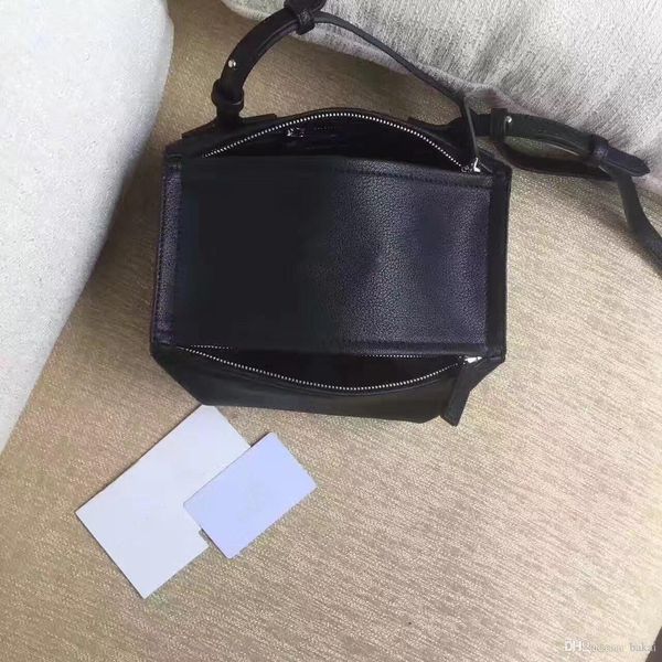 selling fashion brand women handbag real leather shoulder bag double zipper square bag bag luxury bags for 22cm travel bags
selling fashion brand women handbag real leather shoulder bag double zipper square bag bag luxury bags for 22cm travel bags